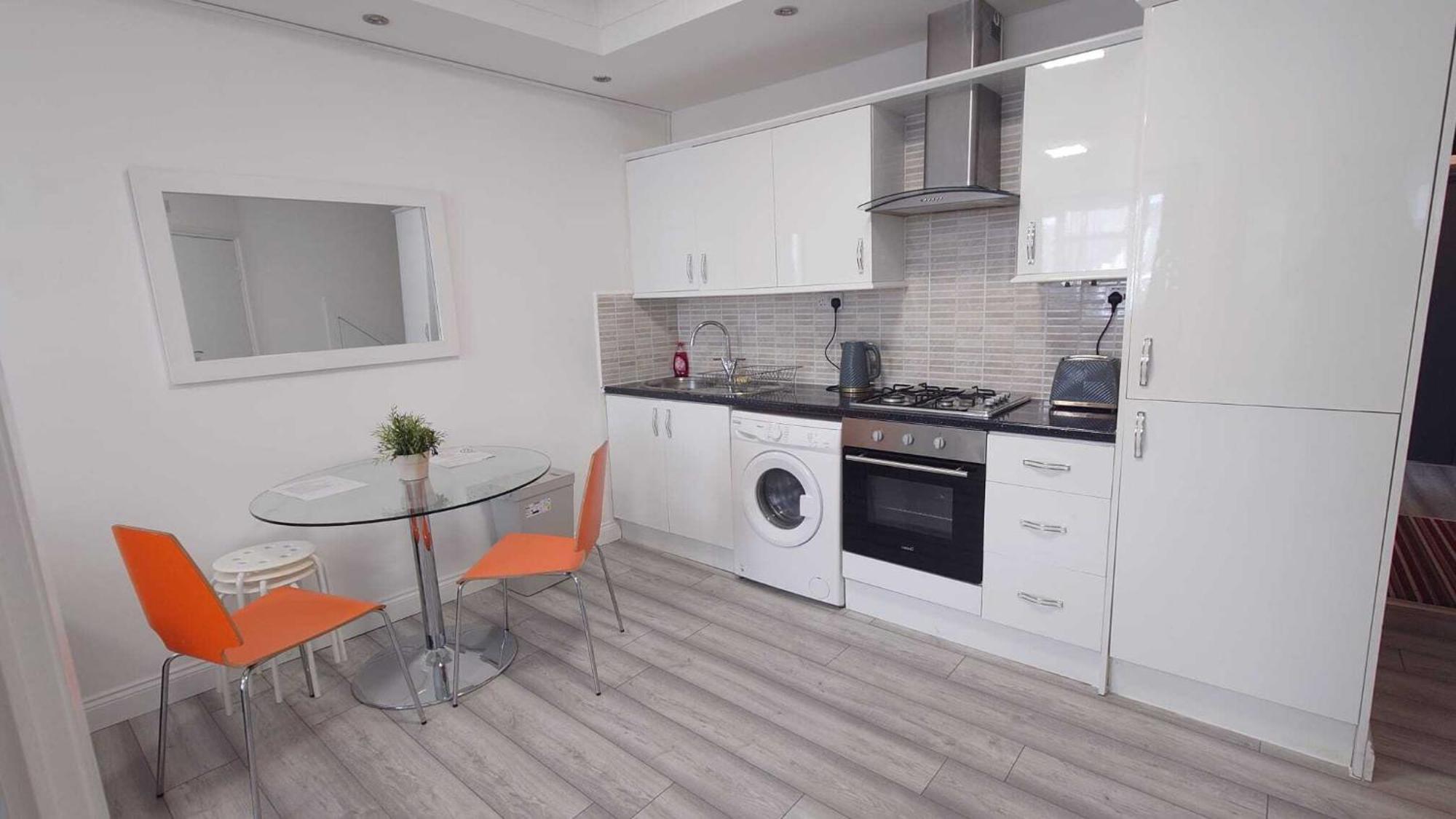 Kings Central Apartments In Kings Cross Лондон Екстериор снимка